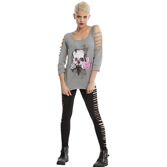 Hot Topic ✦ Skull & Roses Cold Shoulder Pullover ✦ Heather Gray Alt-Glam NWT M - Picture 3 of 4